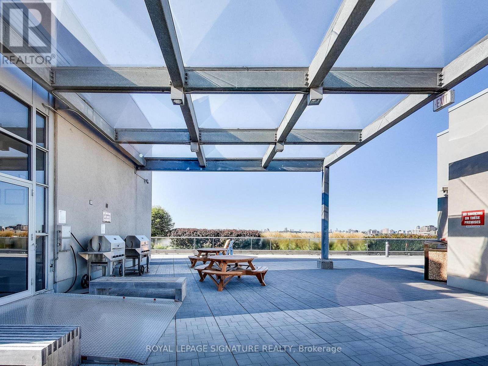 #411 1 SHAW STREET - 42