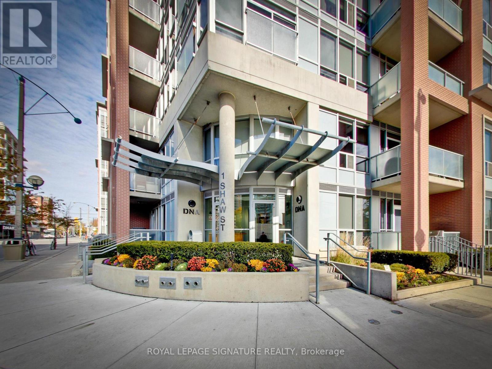 #411 1 SHAW STREET - 48
