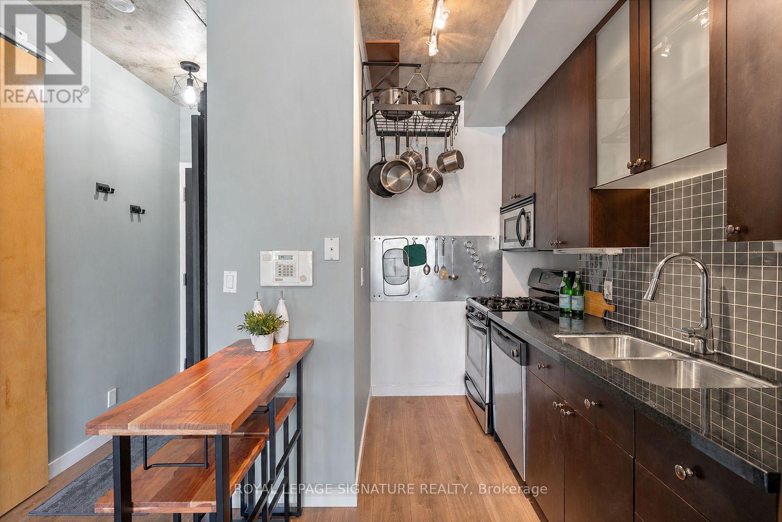 #411 1 SHAW STREET - 8