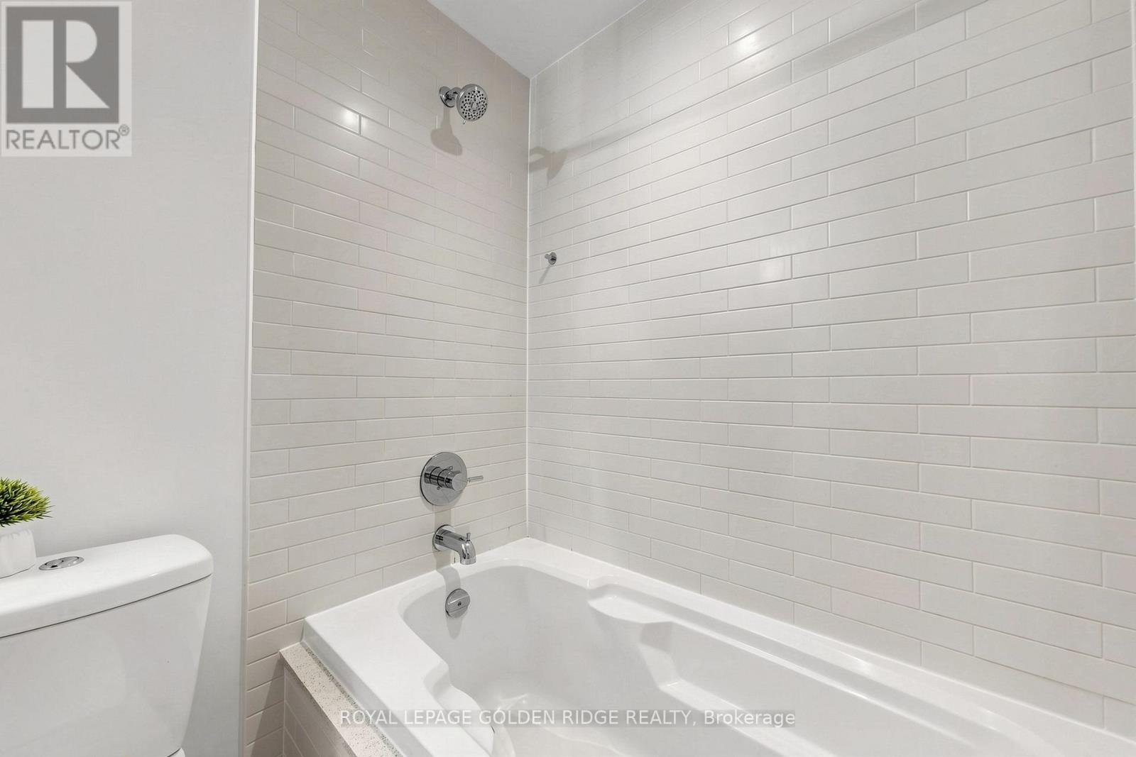 #1108 21 WIDMER STREET - 32