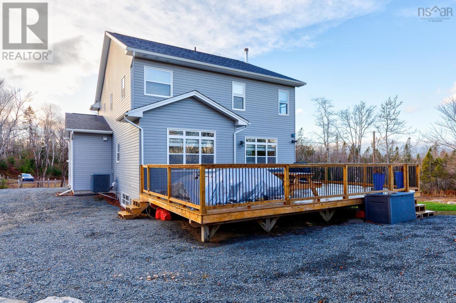 4566 St Margarets Bay Road - 11