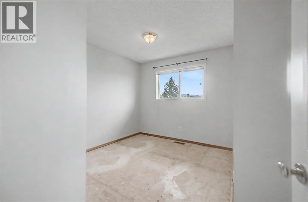 826 Coventry Drive NE - 26