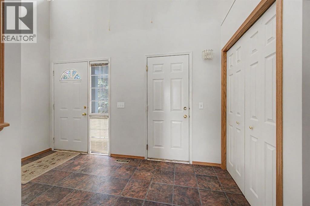 826 Coventry Drive NE - 14