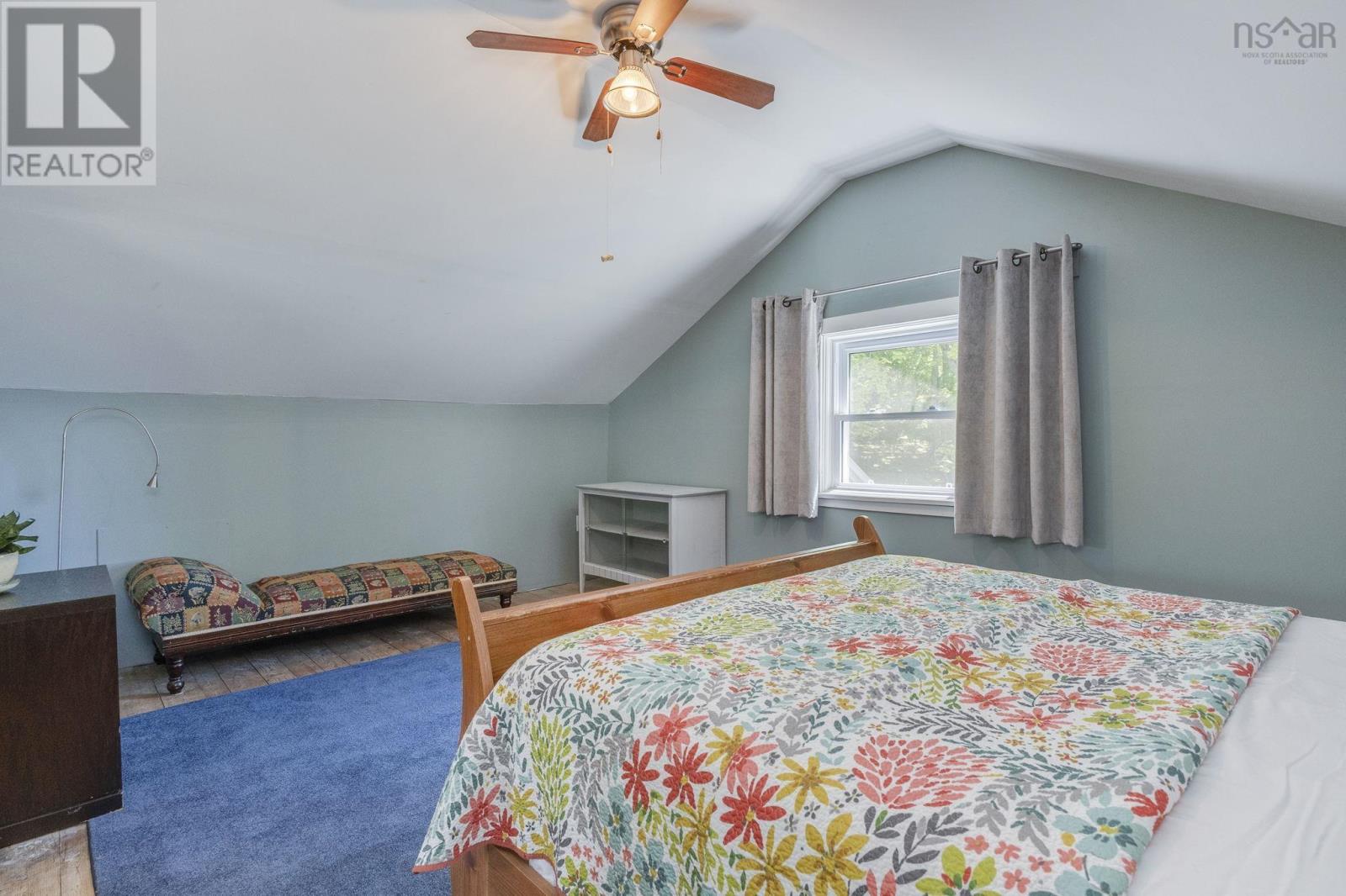 Property 23 of 51 of 471 Clifton Avenue