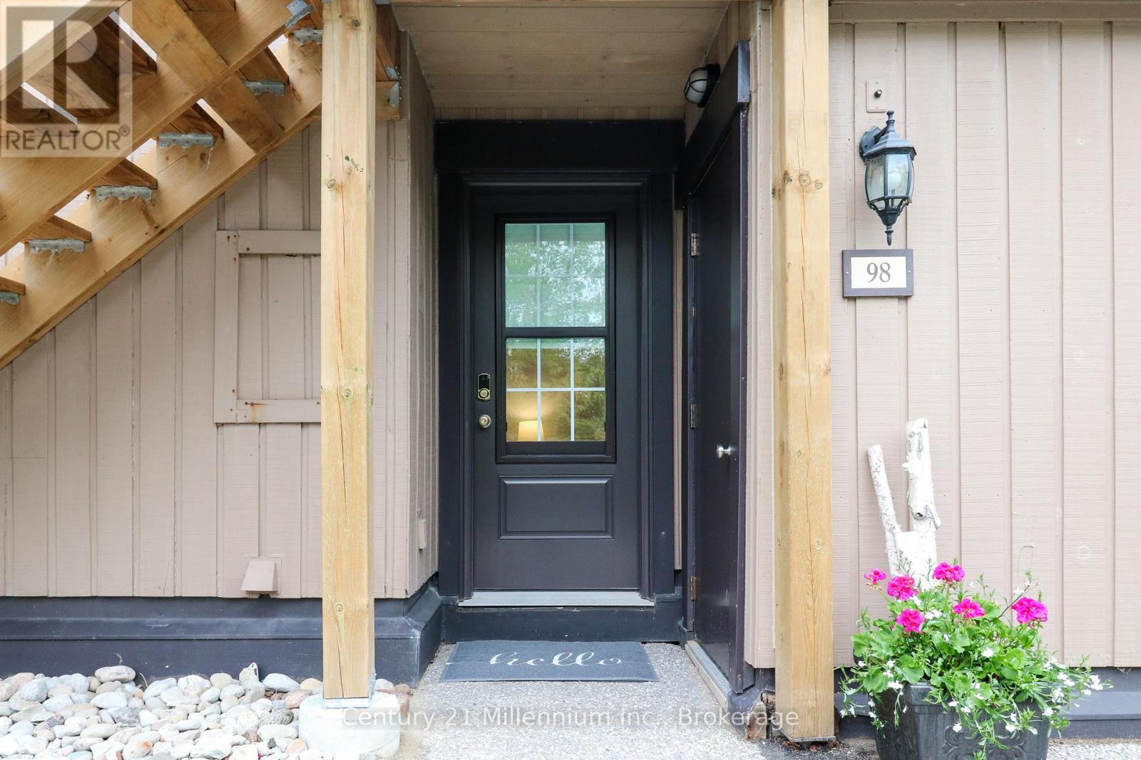 #98 23 DAWSON DRIVE - 3