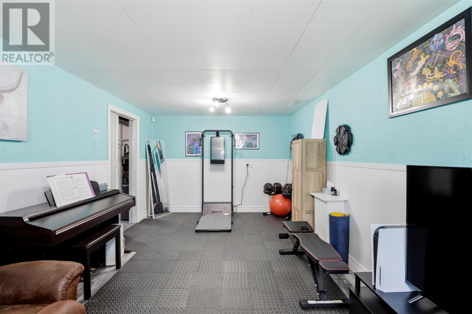 197 Churchill AVE - 22