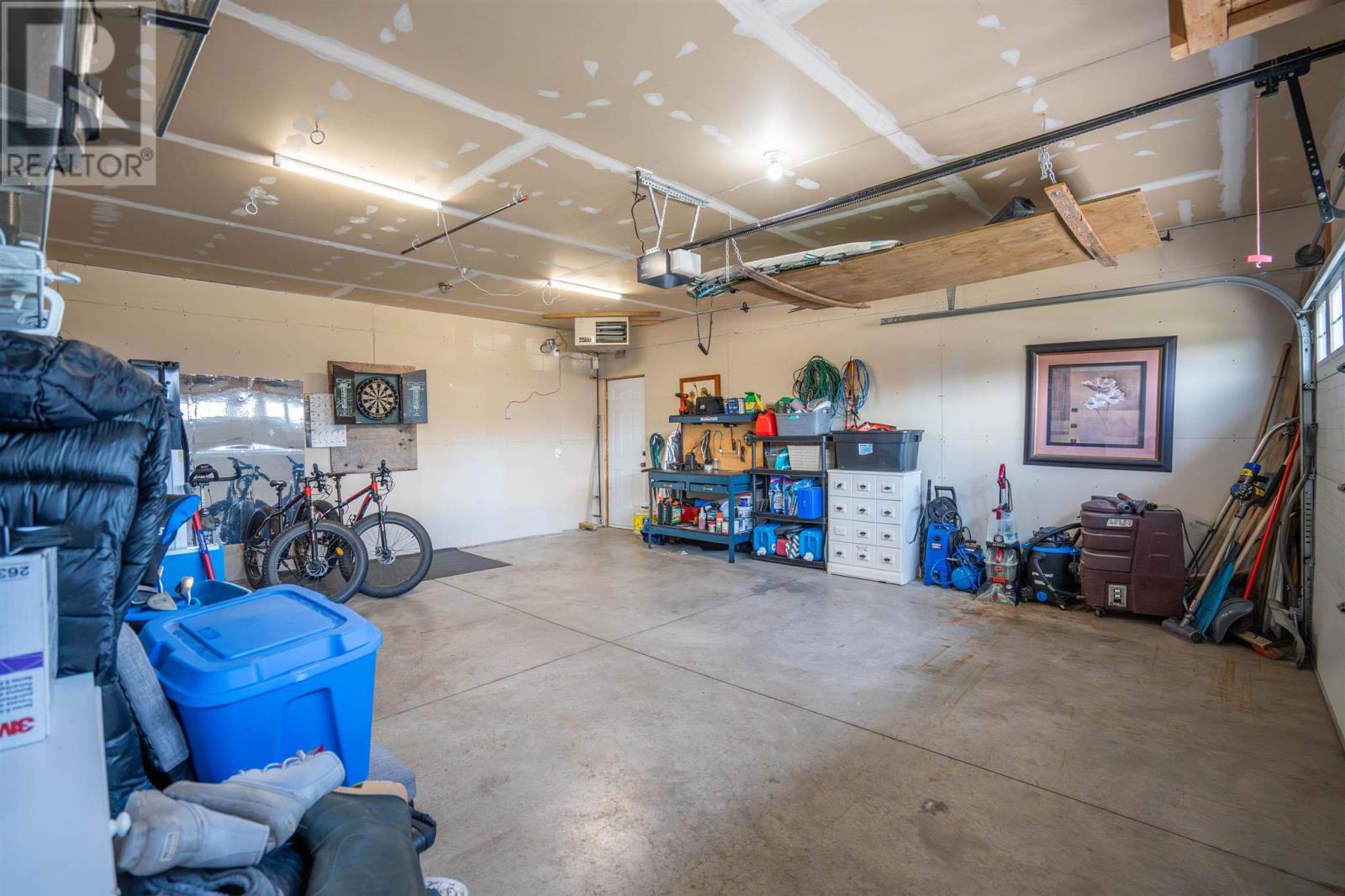 112 Simon AVE - 28