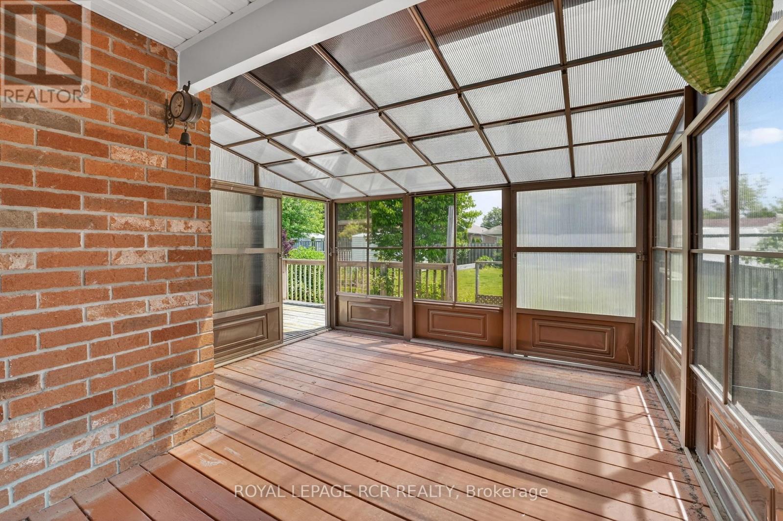 71 ELMWOOD AVENUE - 44
