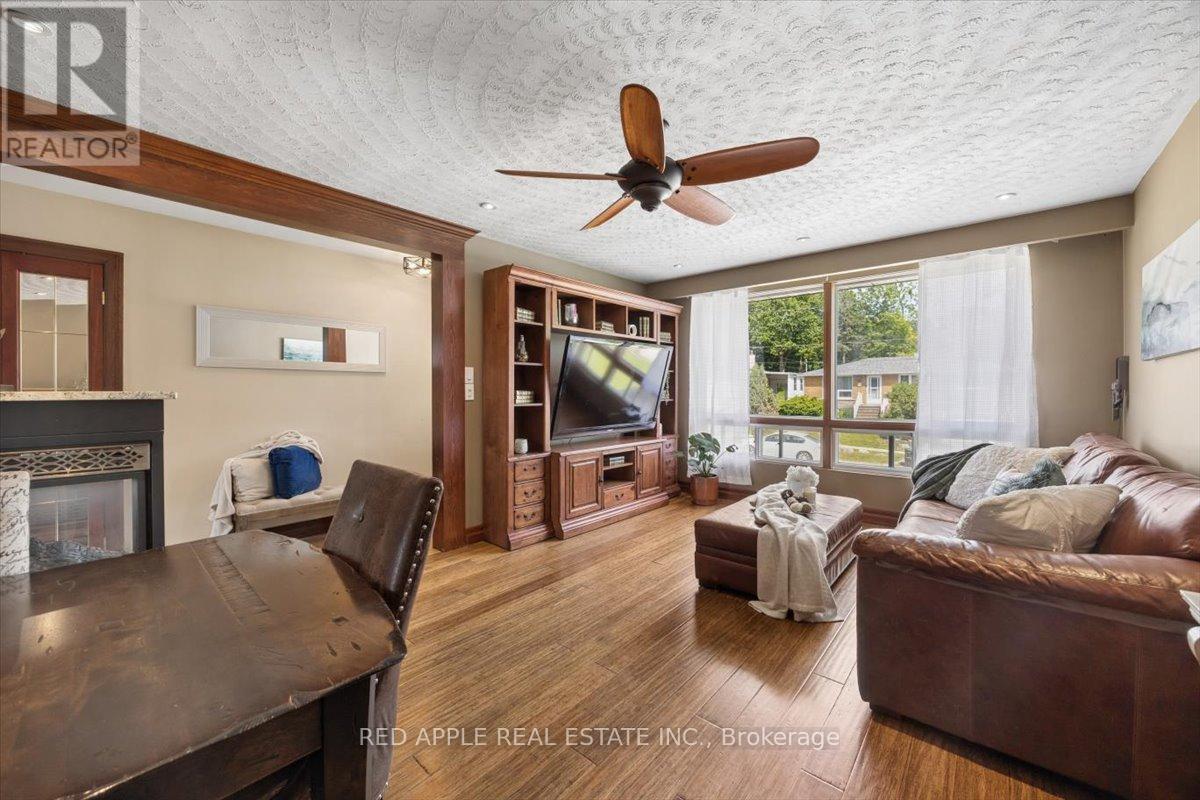112 LUXURY AVENUE - 10