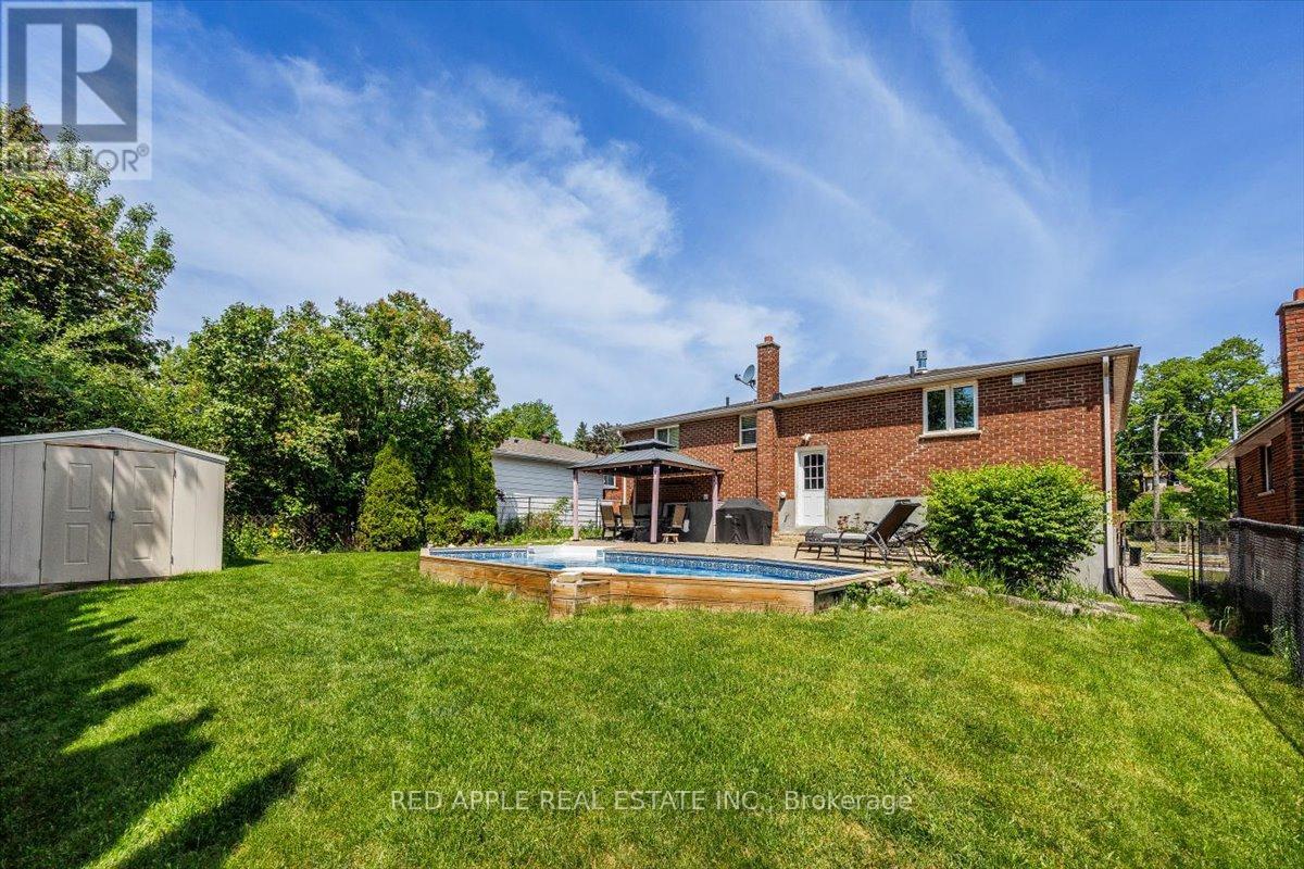 112 LUXURY AVENUE - 30
