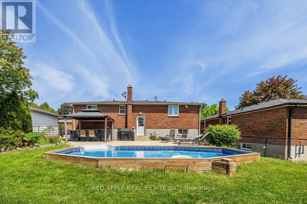 112 LUXURY AVENUE - 31