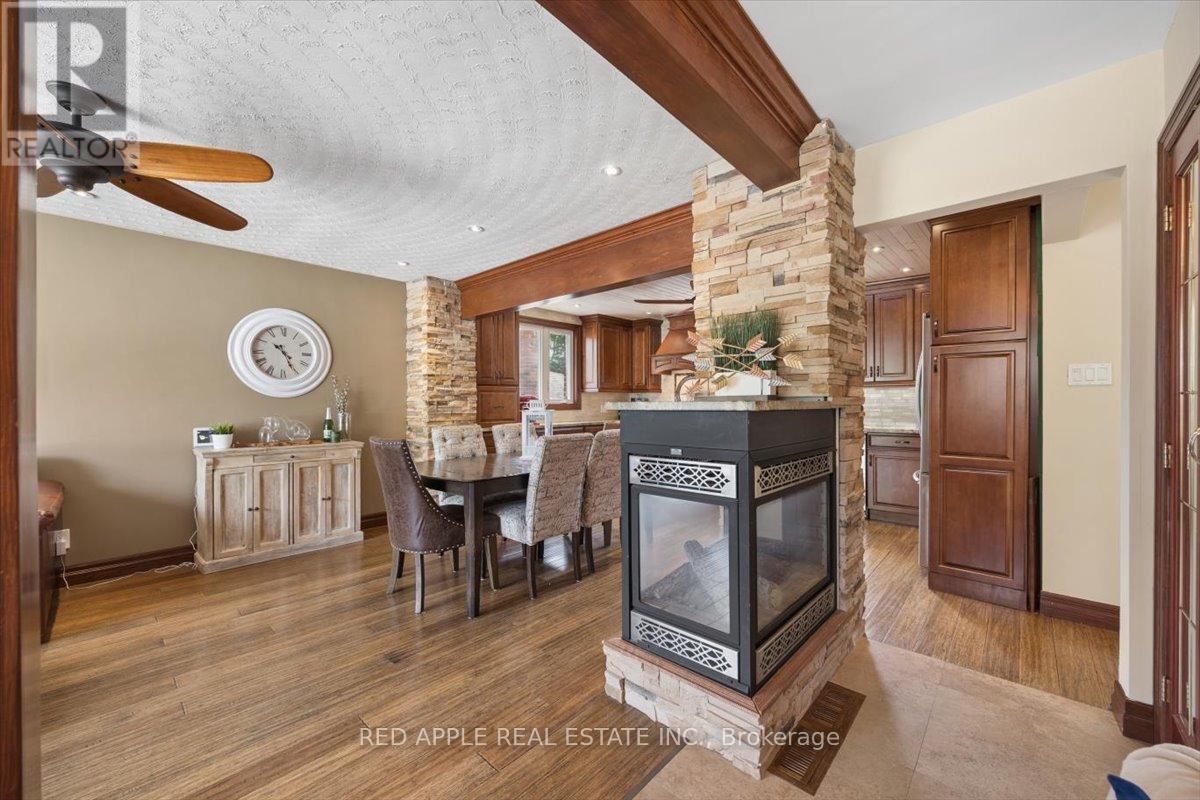 112 LUXURY AVENUE - 4