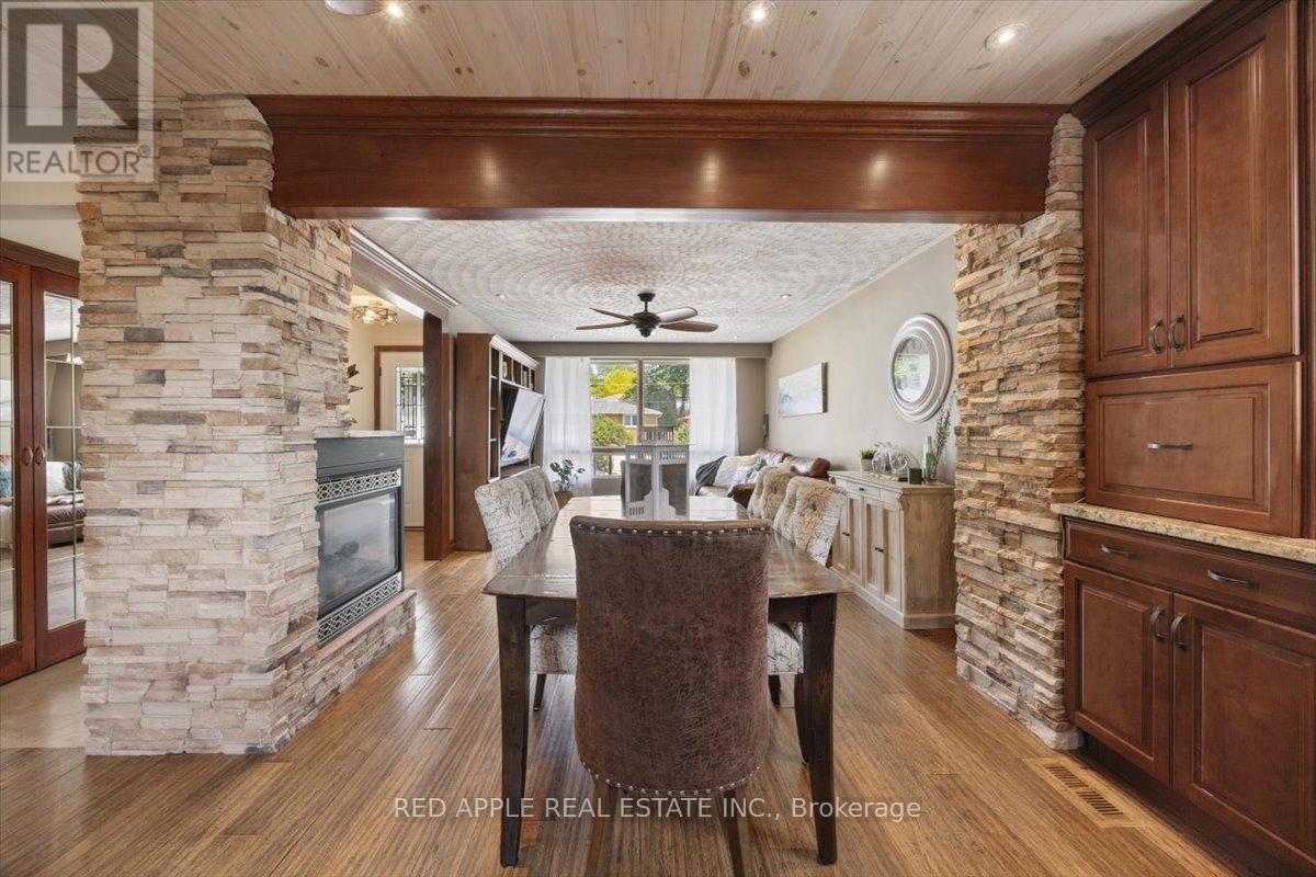 112 LUXURY AVENUE - 8