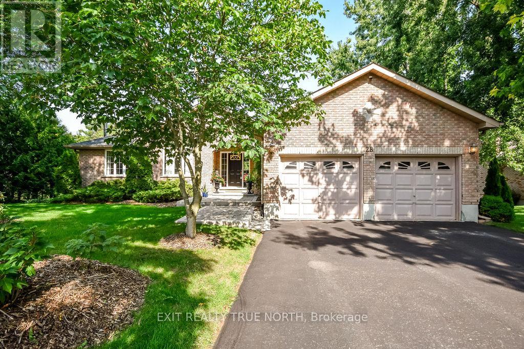 28 NICHOLSON CRESCENT - 1