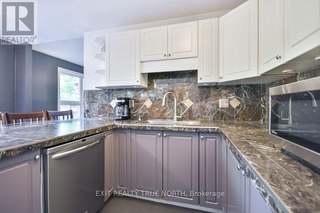 28 NICHOLSON CRESCENT - 12