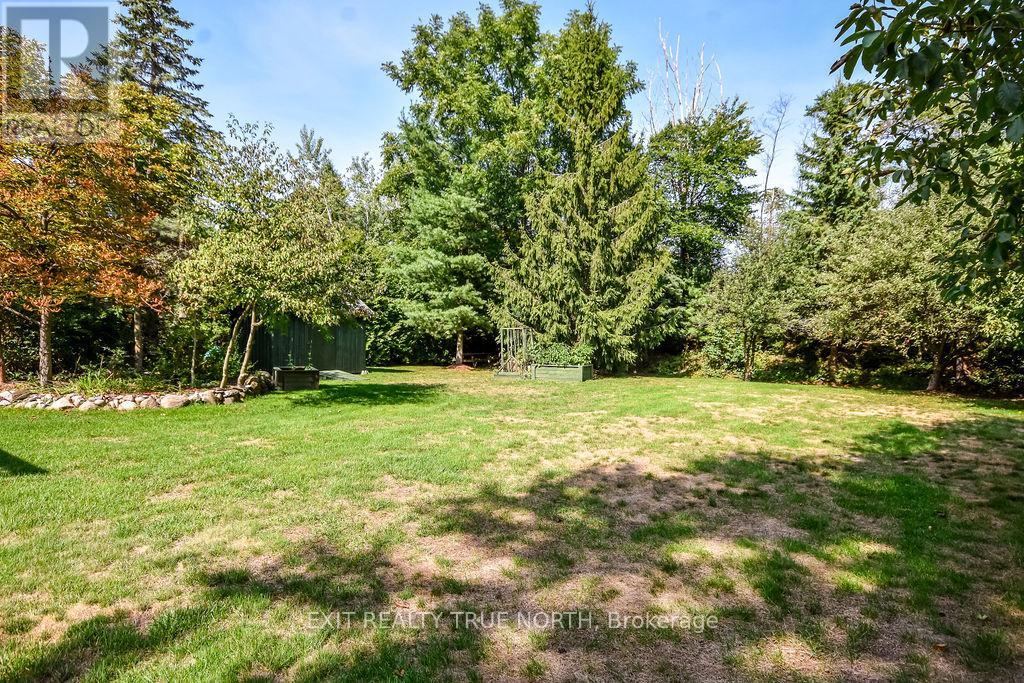 28 NICHOLSON CRESCENT - 46