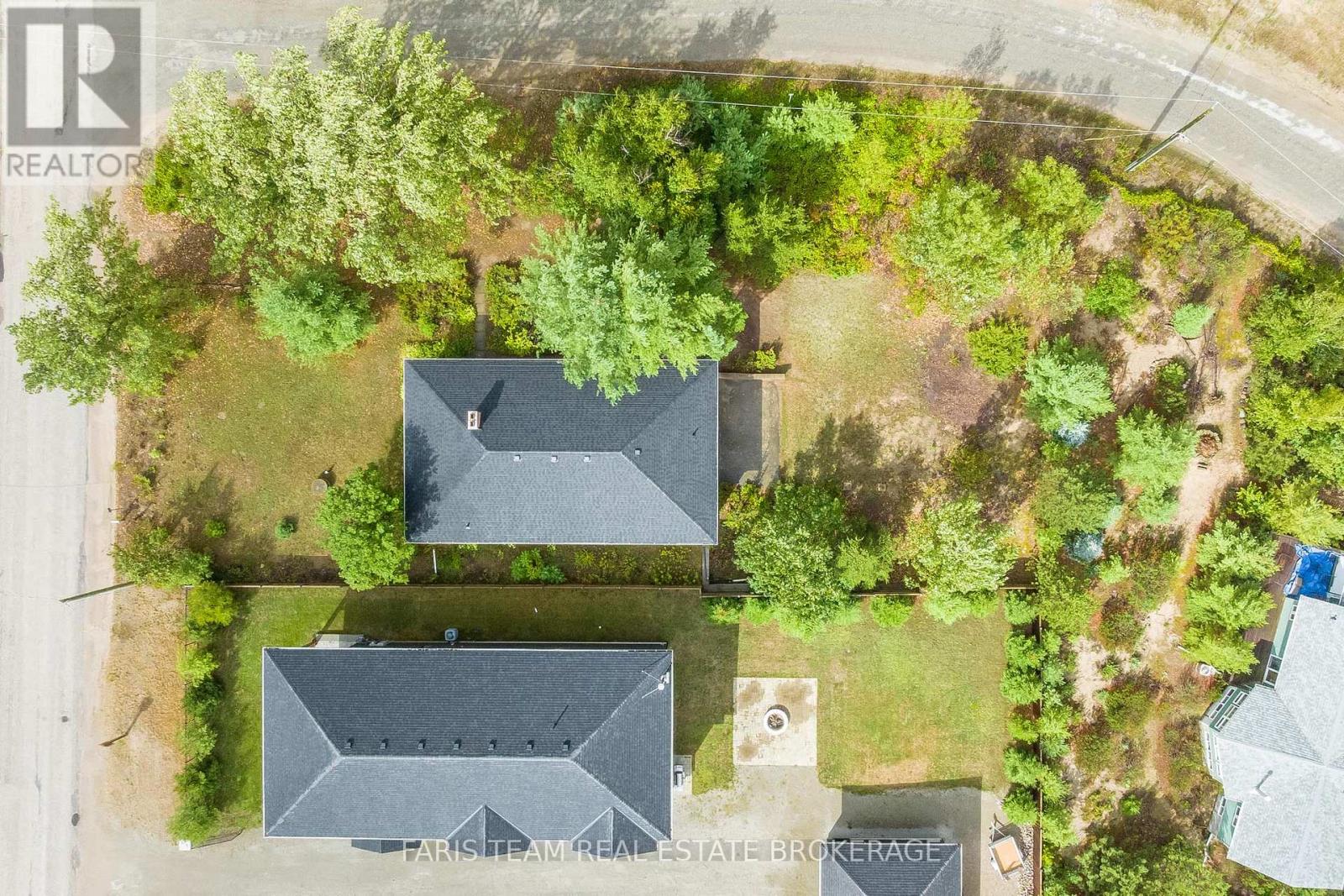 29 LORRIE CRESCENT - 43