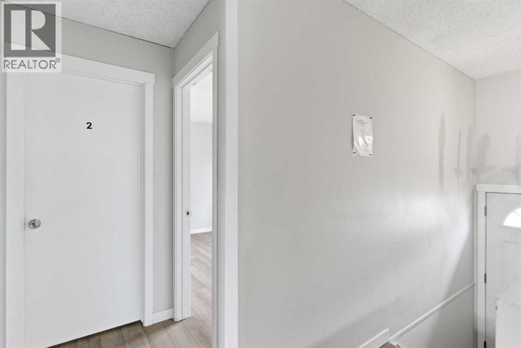 3811 14 Avenue NE - photo 5