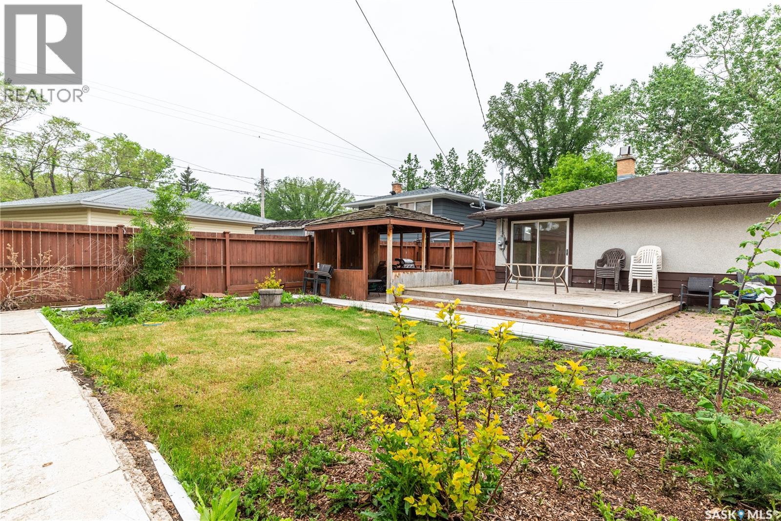 3815 Van horne AVENUE - 27