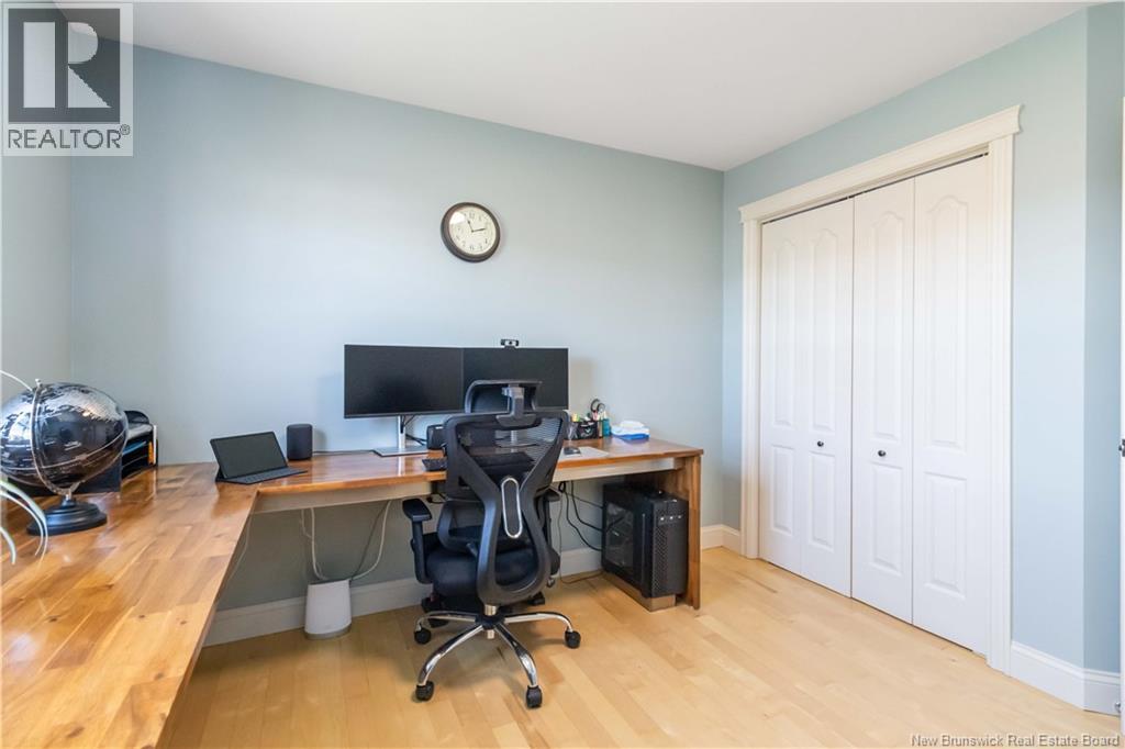 65 Raphael Street - 16