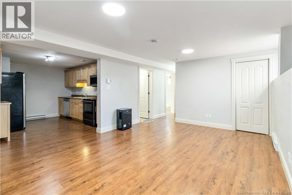 65 Raphael Street - 21