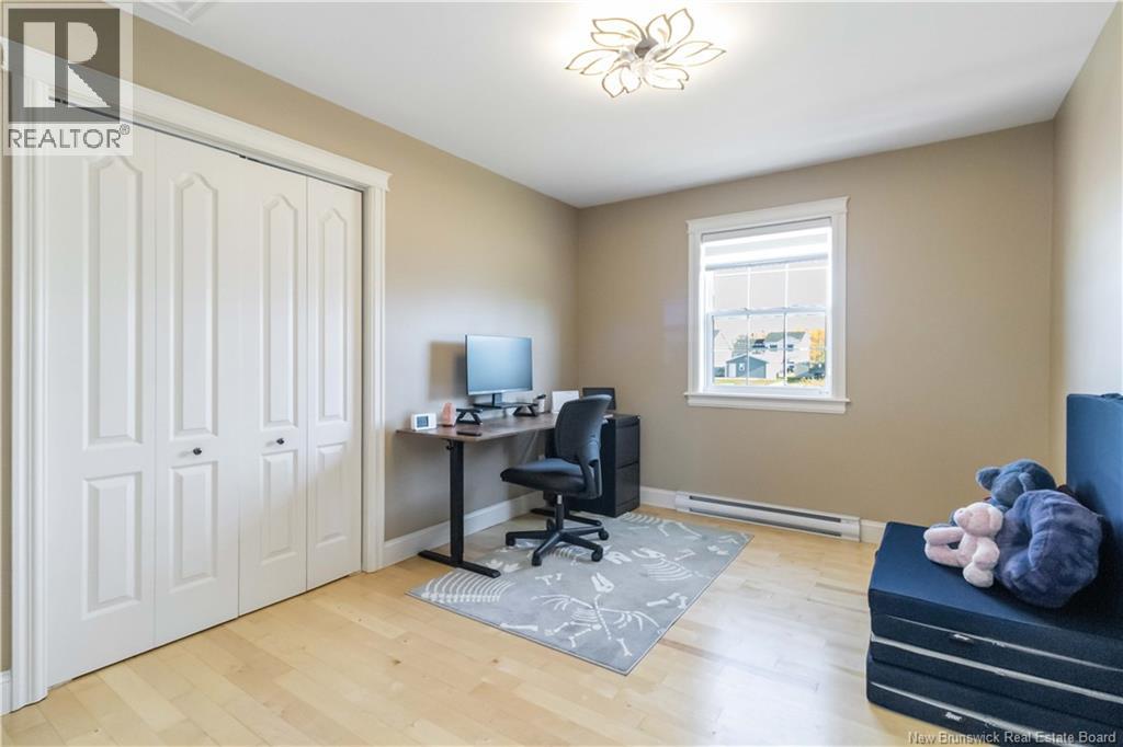 65 Raphael Street - 19