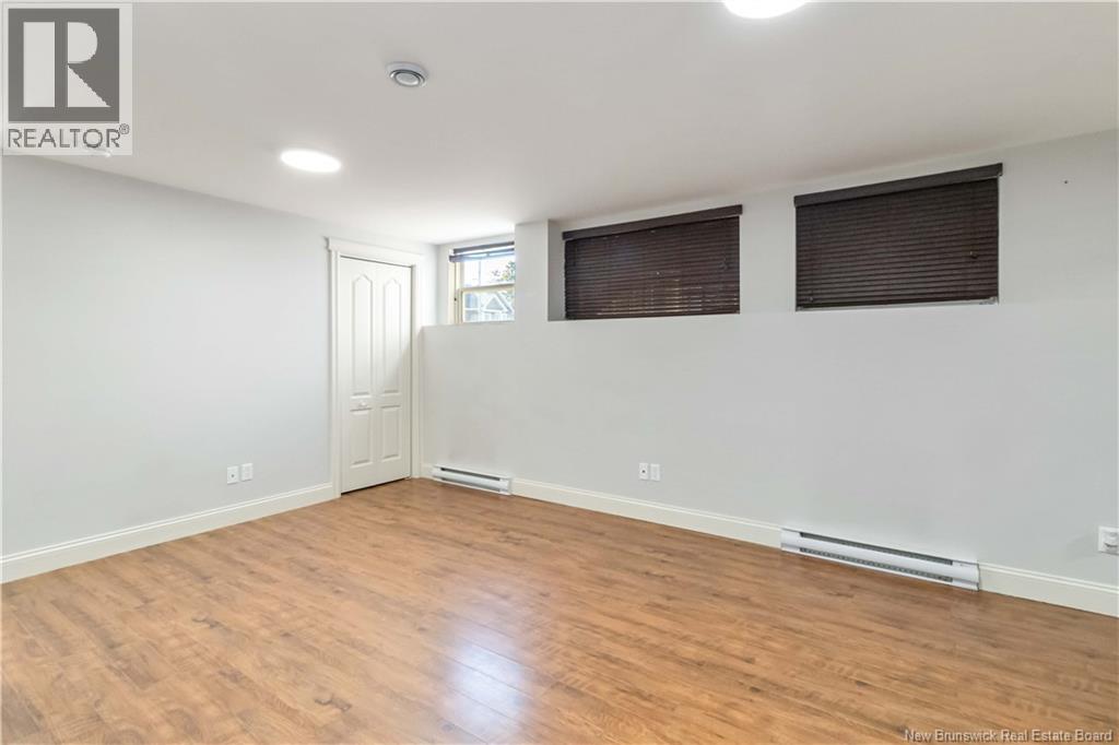 65 Raphael Street - 23
