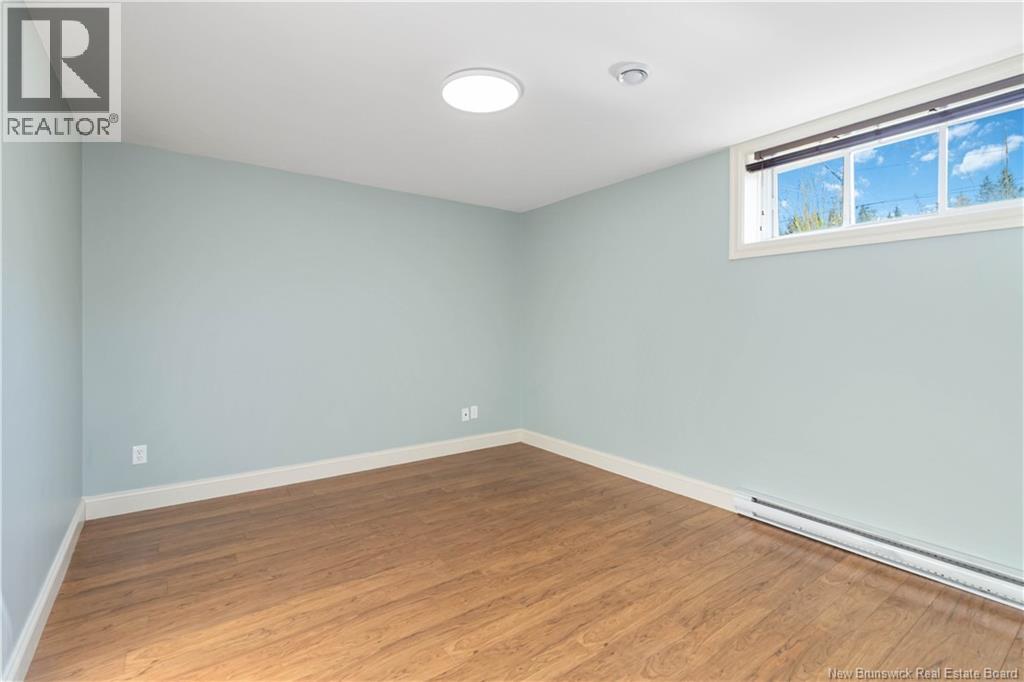 65 Raphael Street - 27