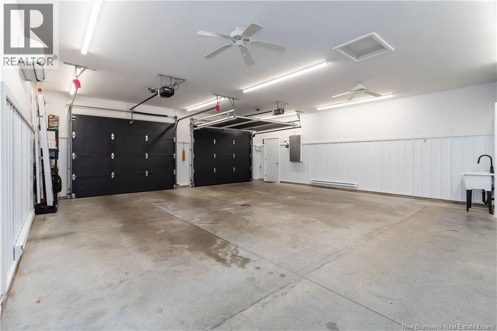 65 Raphael Street - 36