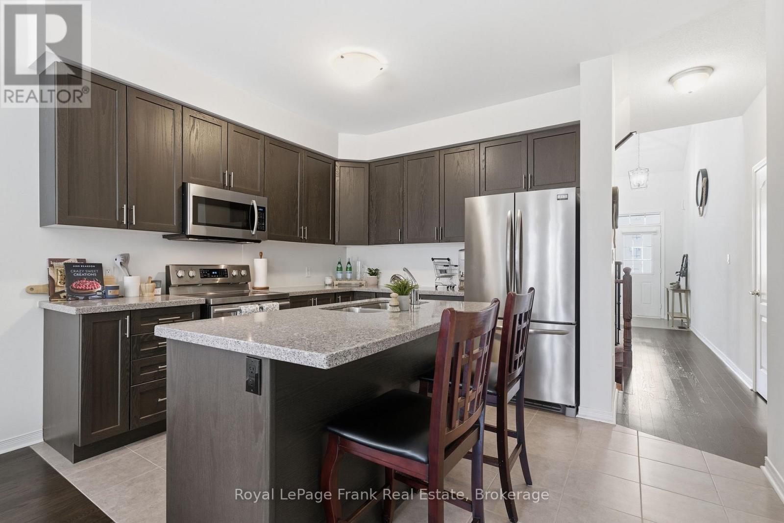 56 DEACON CRESCENT - 15