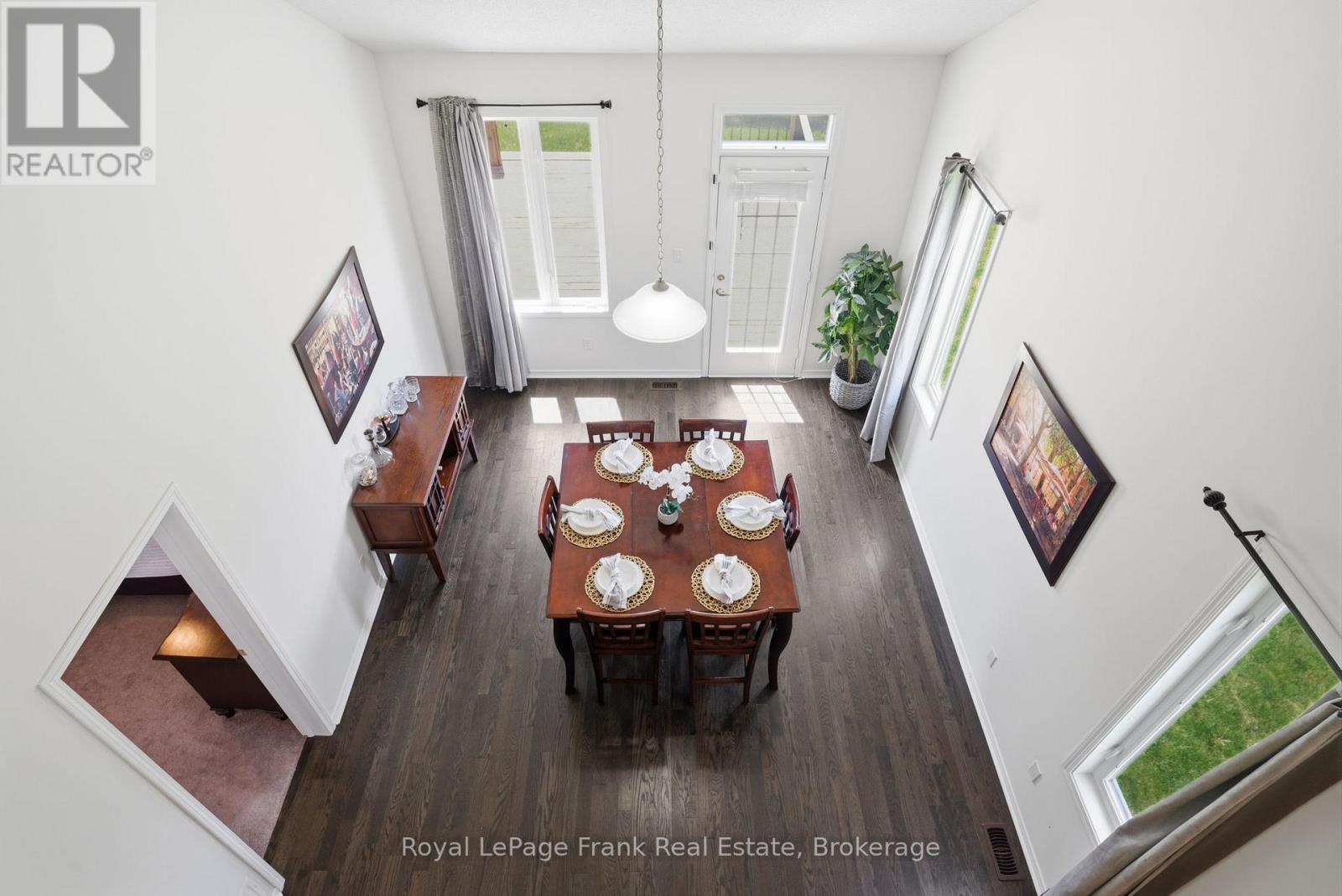56 DEACON CRESCENT - 21