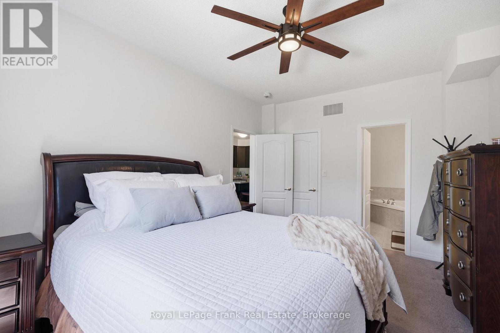 56 DEACON CRESCENT - 24