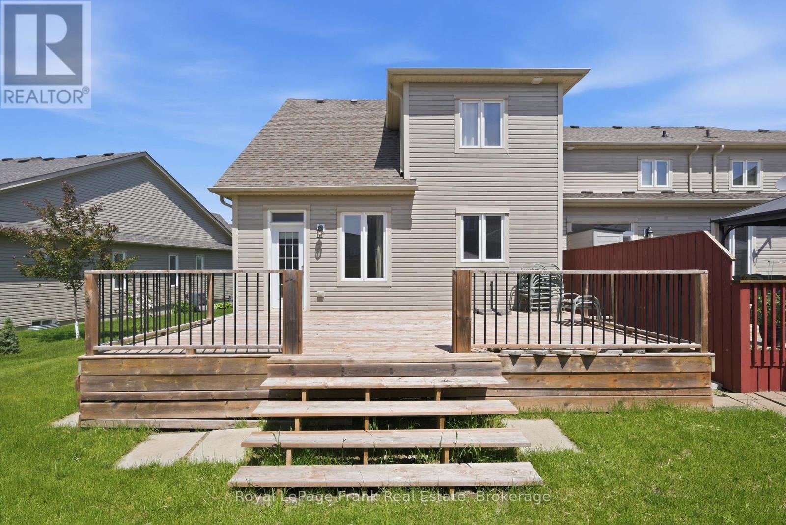 56 DEACON CRESCENT - 39