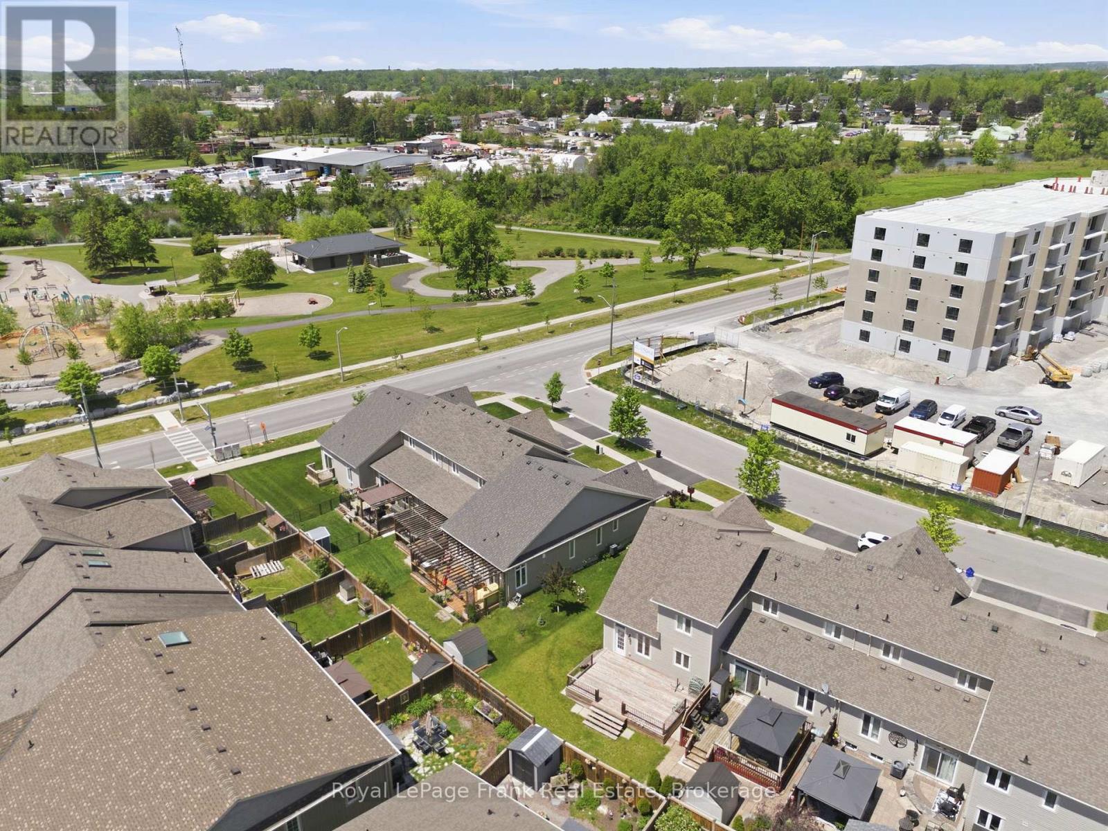 56 DEACON CRESCENT - 46