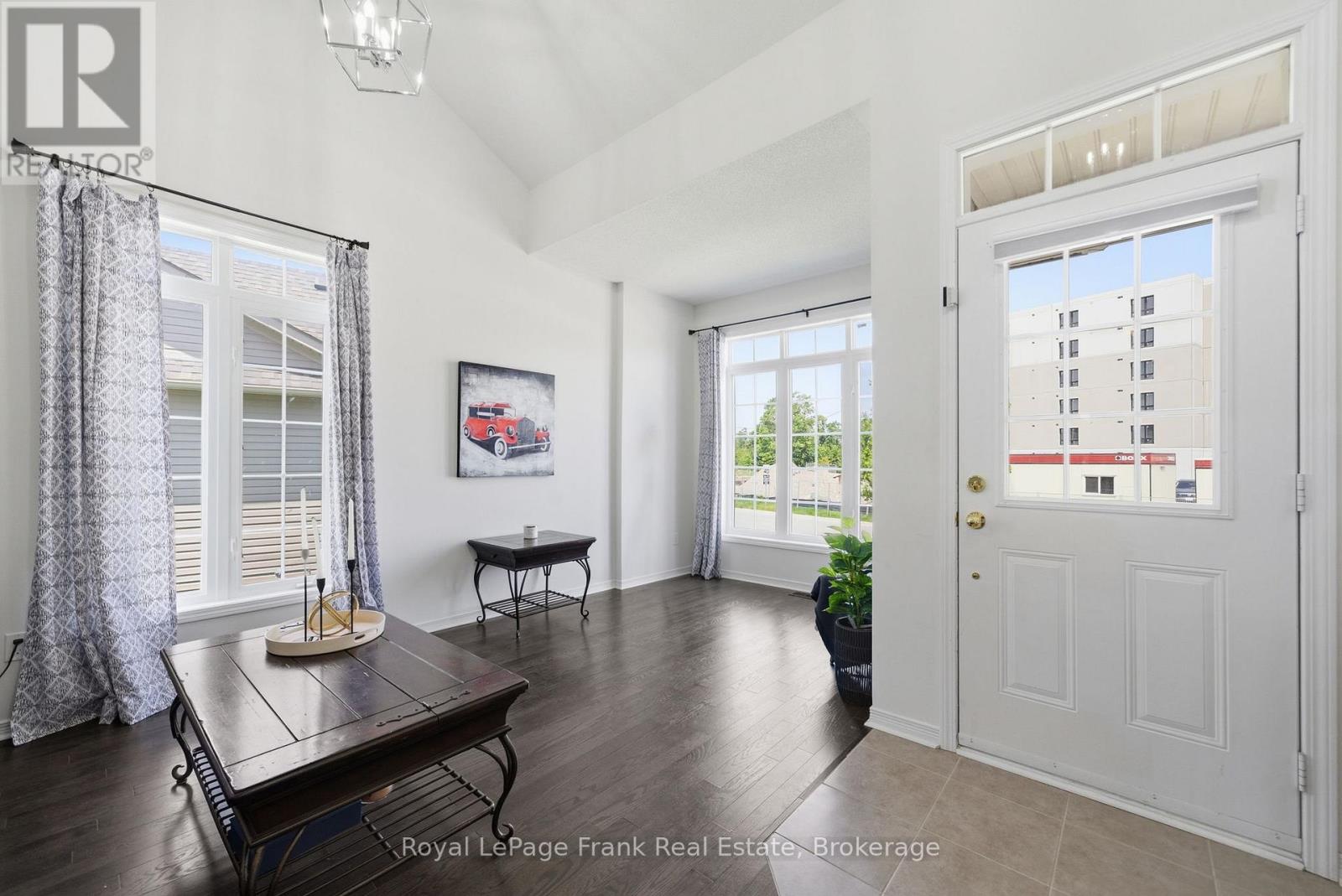56 DEACON CRESCENT - 8