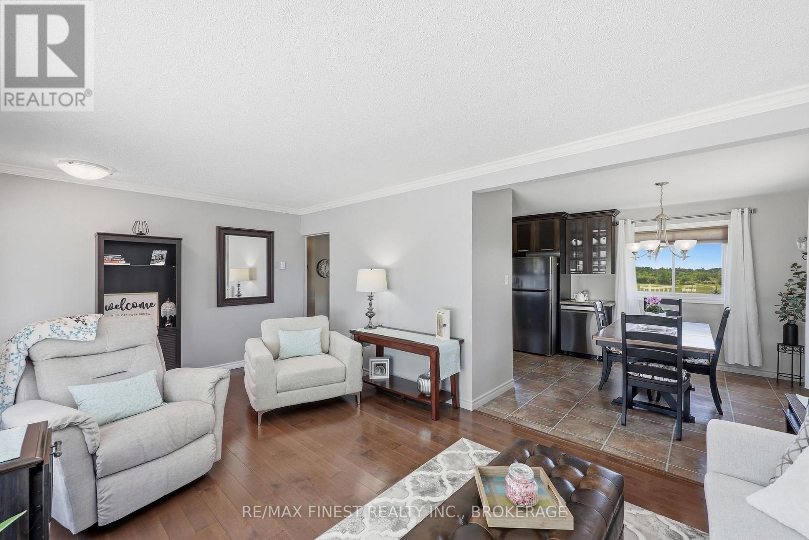 598 PETWORTH ROAD - 11