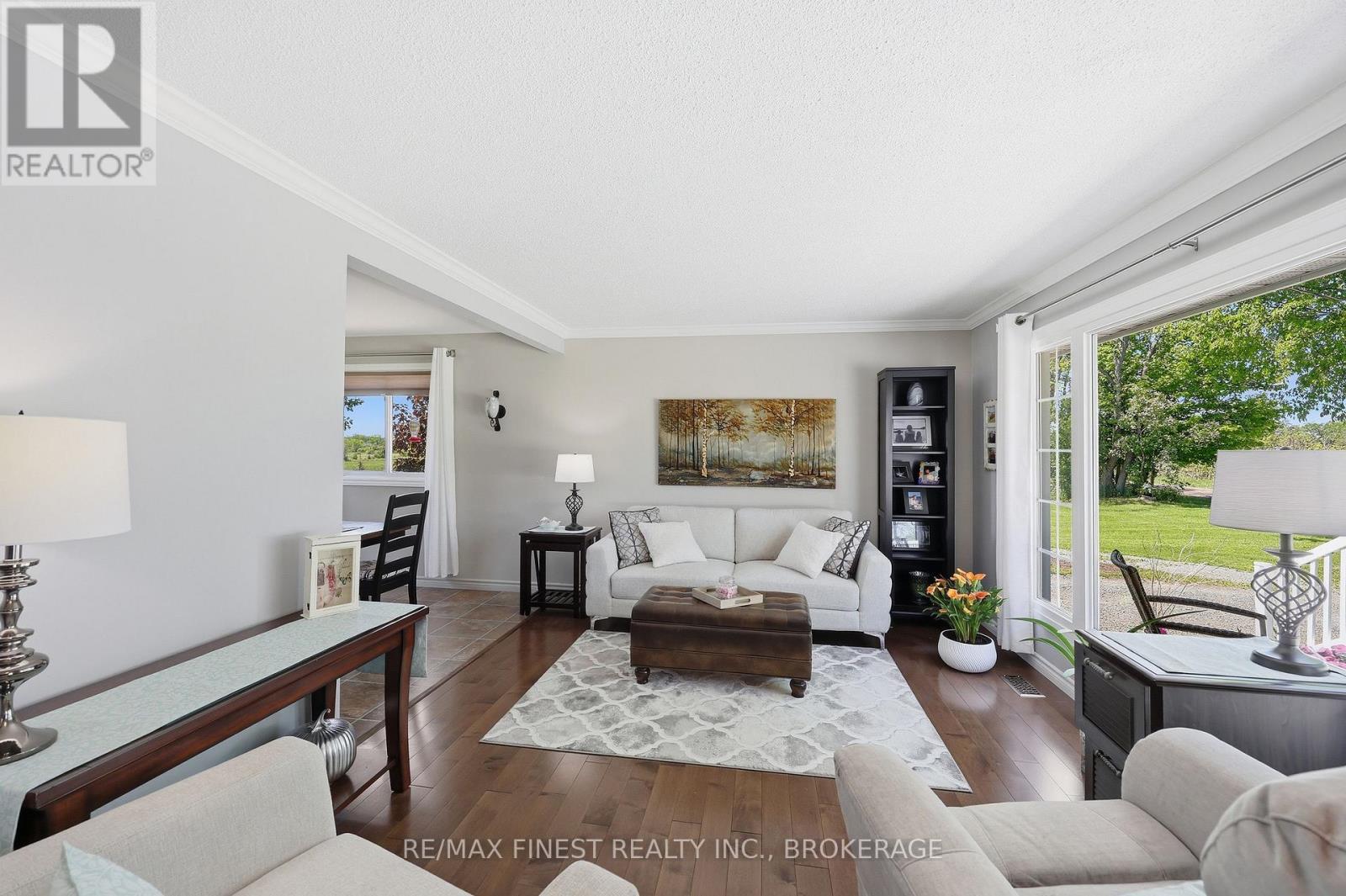598 PETWORTH ROAD - 9