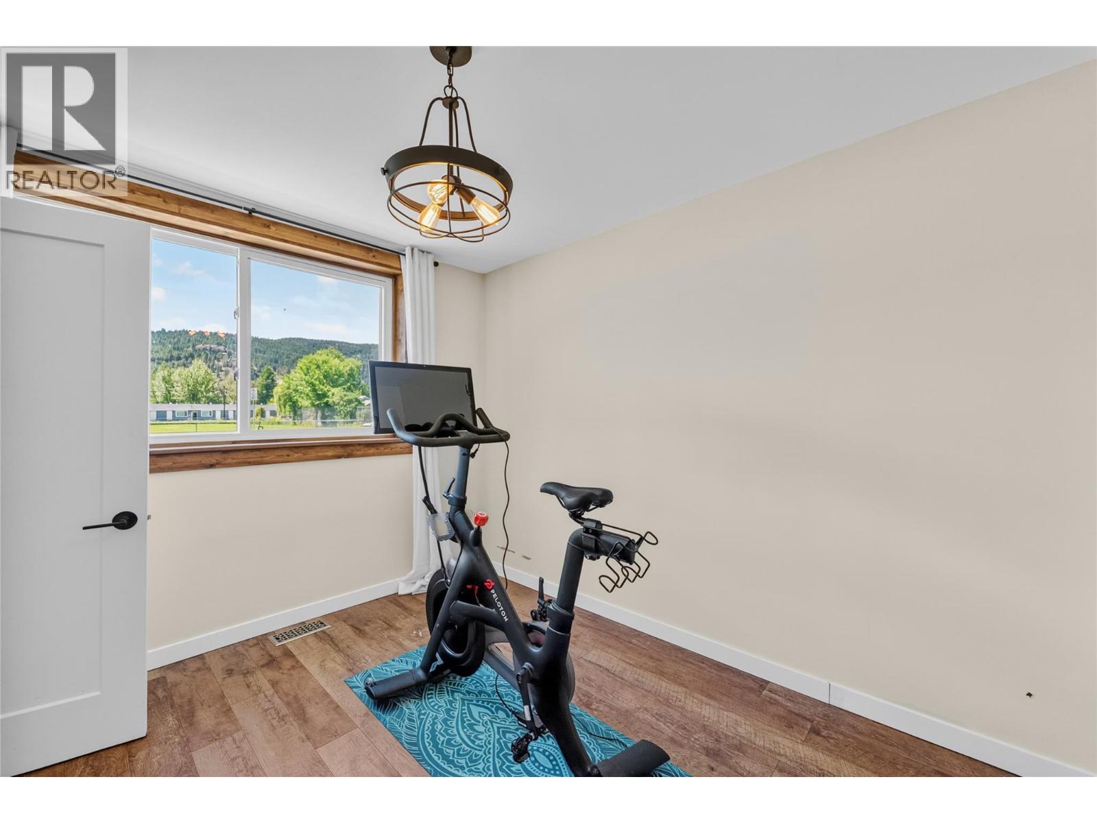 1681 Canford Avenue - 17