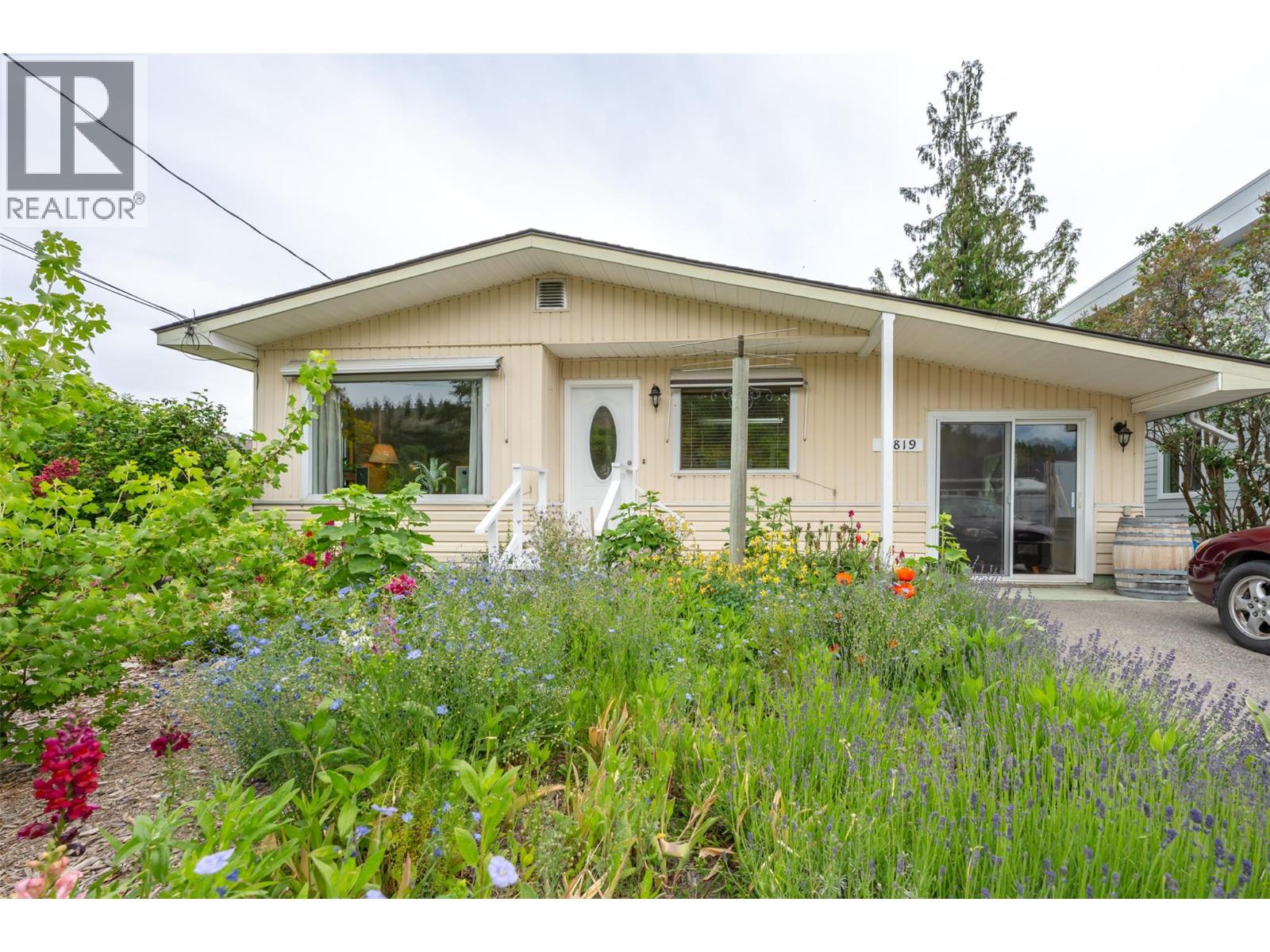 11819 Grant Avenue - 1