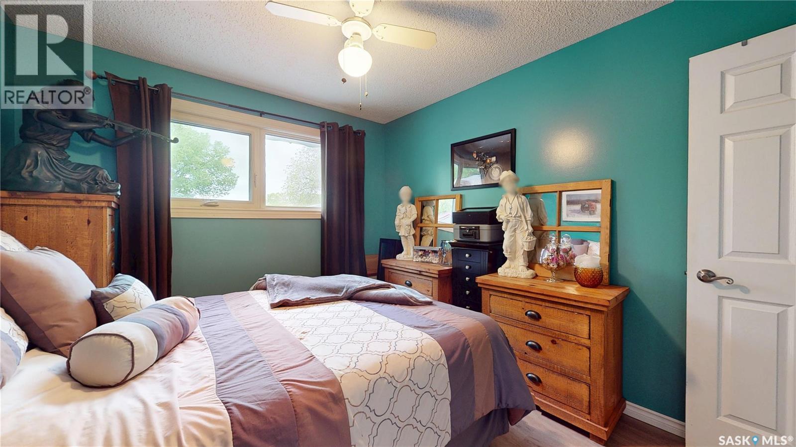 255 Litzenberger CRESCENT - 27