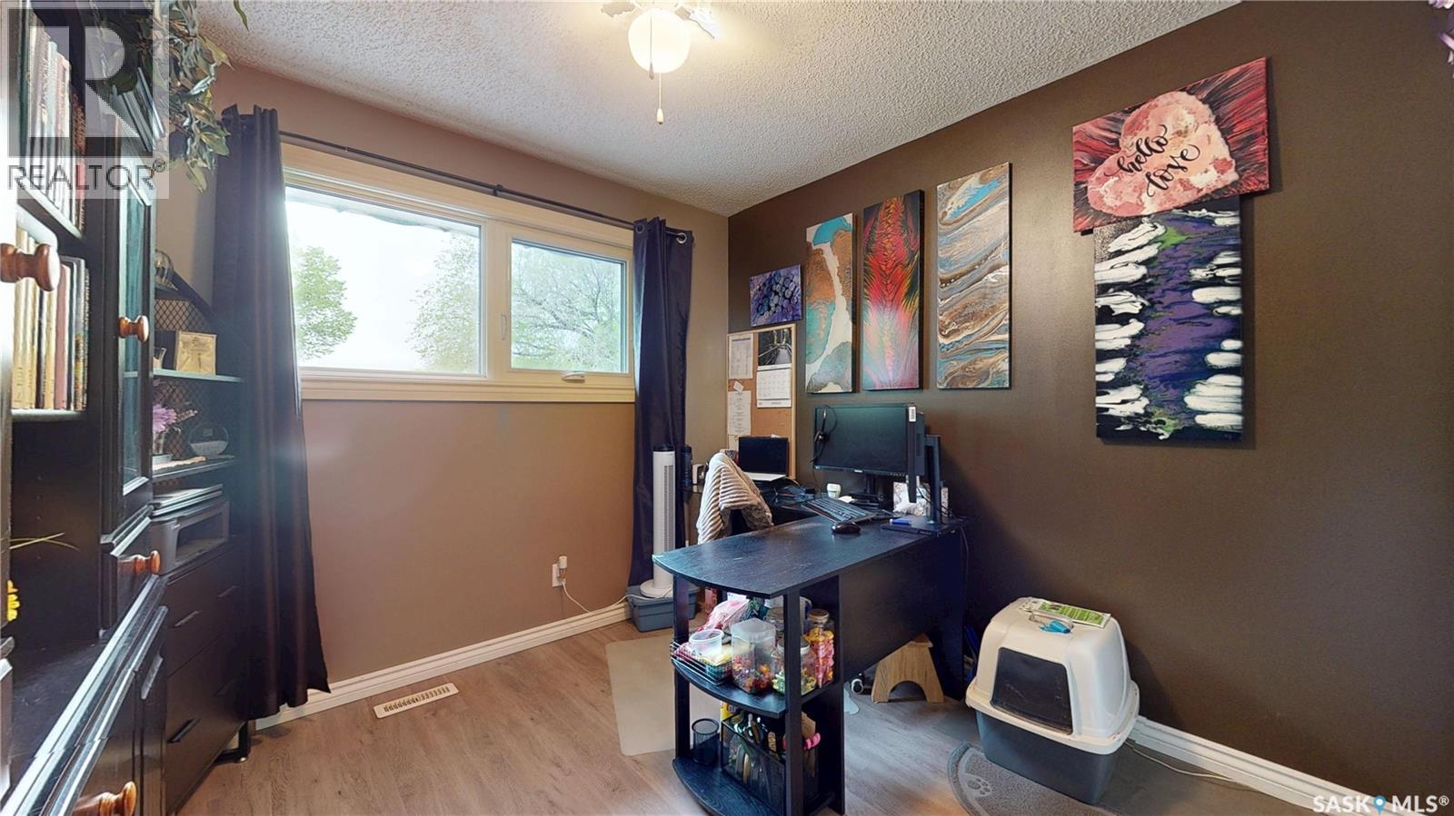 255 Litzenberger CRESCENT - 31