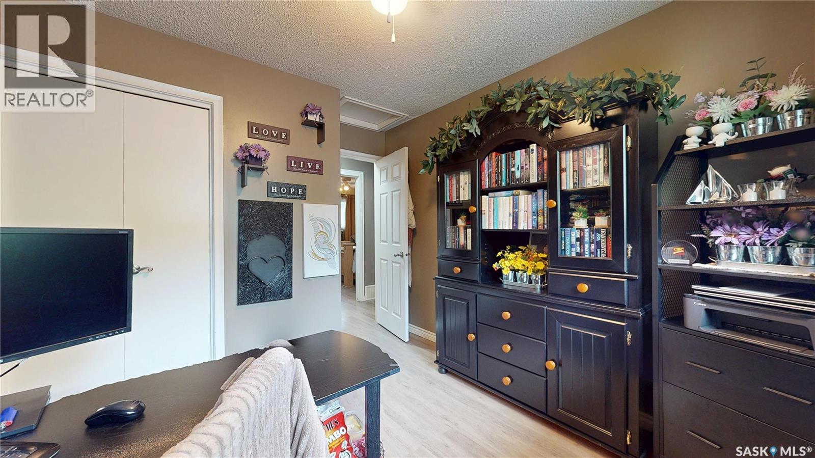 255 Litzenberger CRESCENT - 33