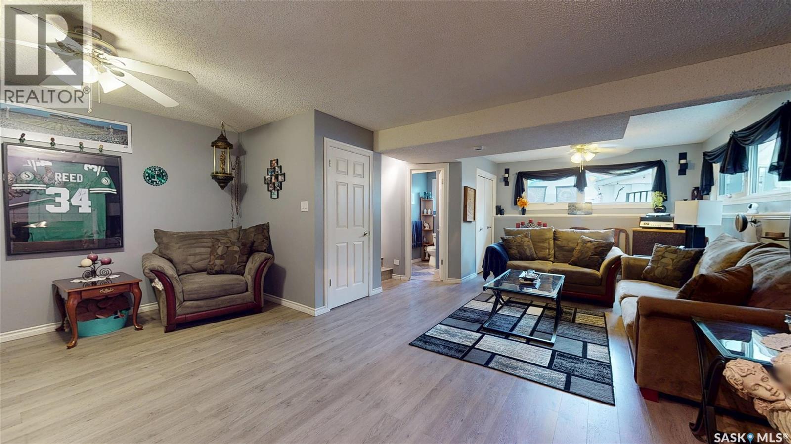 255 Litzenberger CRESCENT - 37