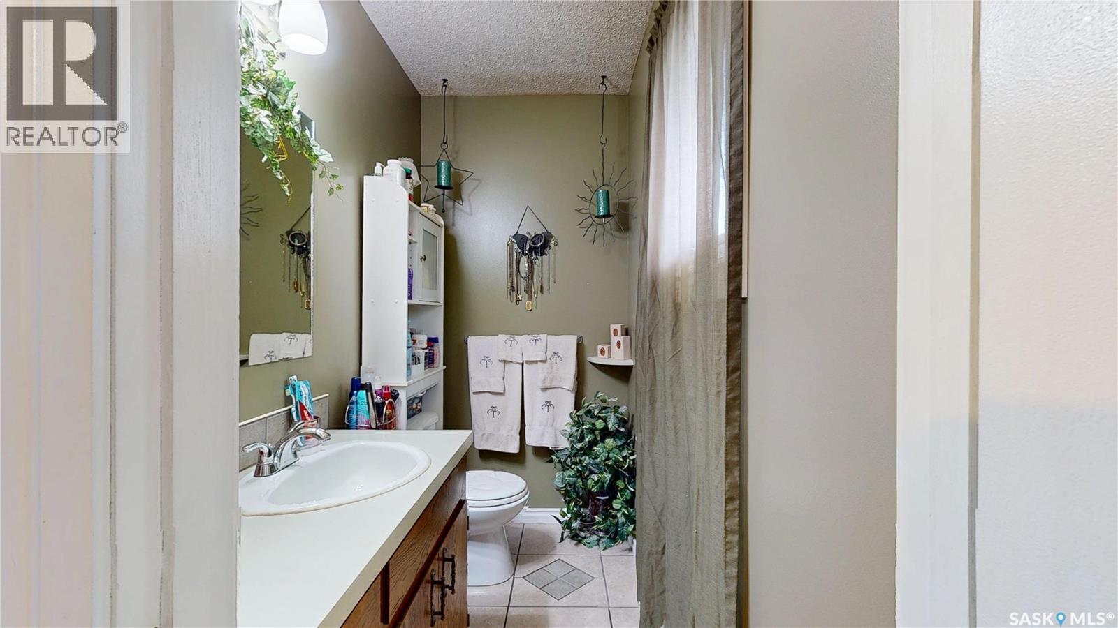 255 Litzenberger CRESCENT - 41