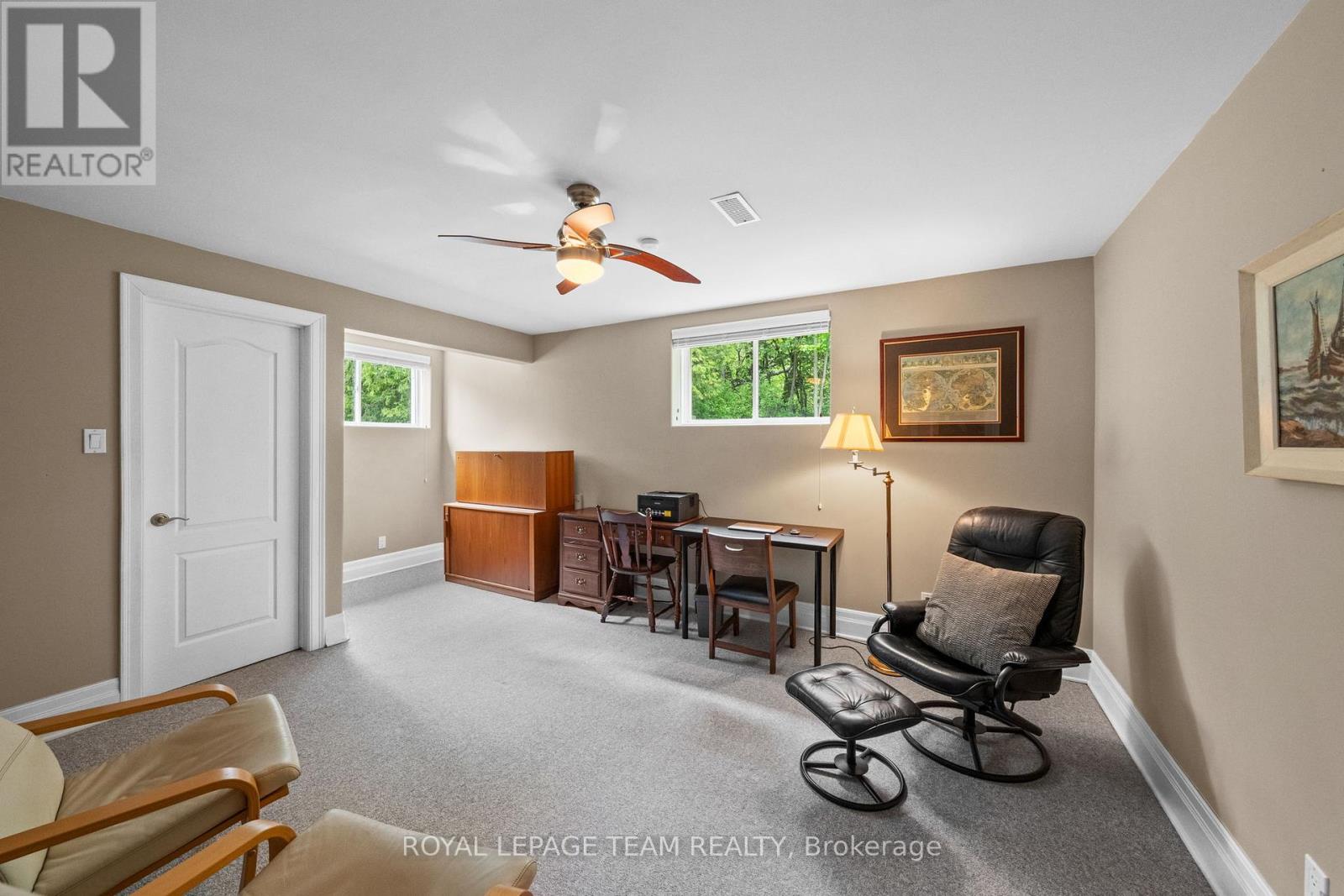 6152 KNIGHTS DRIVE - 34
