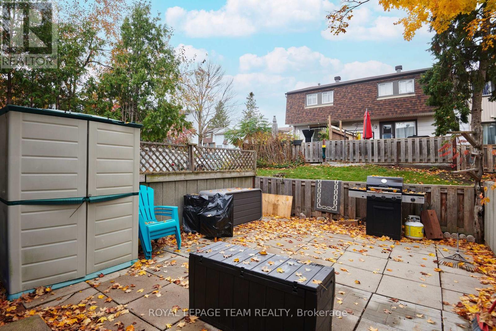 #B 902 ELMSMERE ROAD - 22