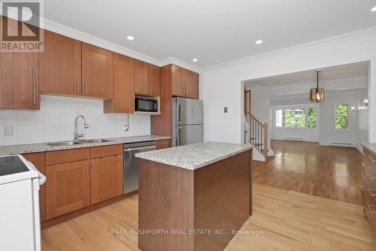 #18 2828 RICHMOND ROAD - 16