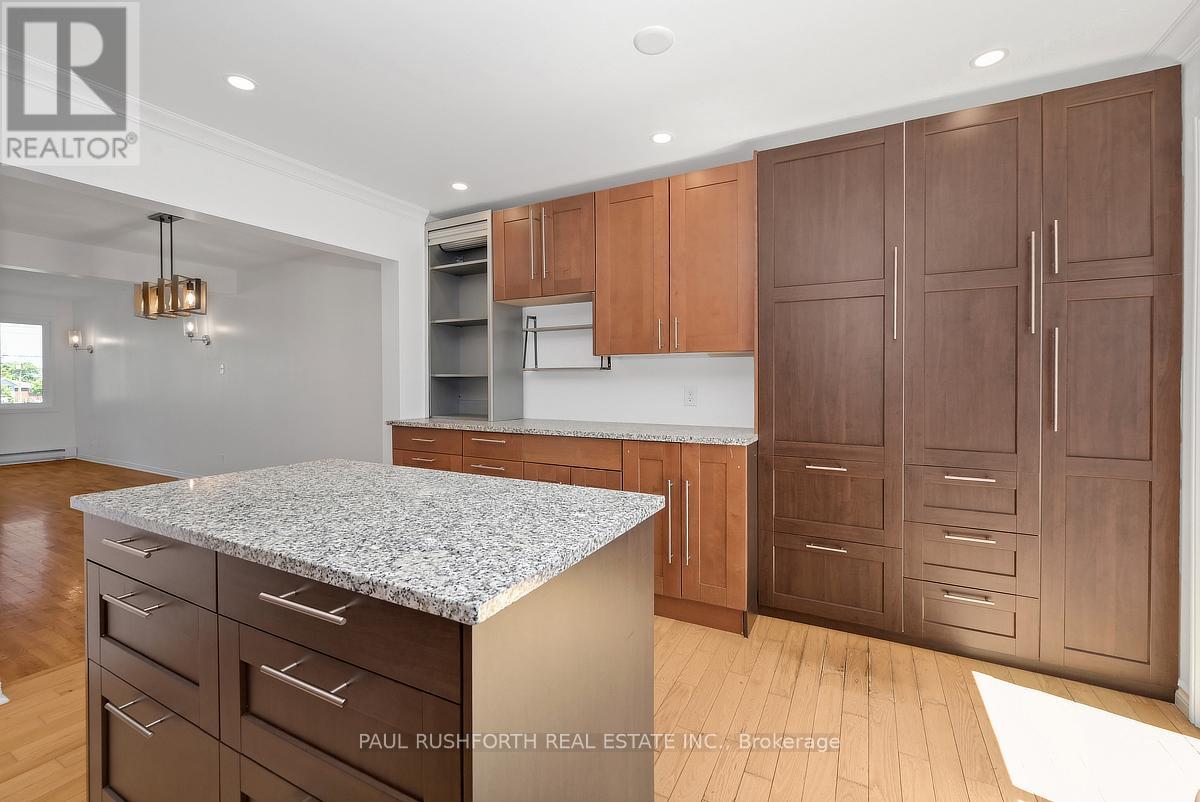 #18 2828 RICHMOND ROAD - 17