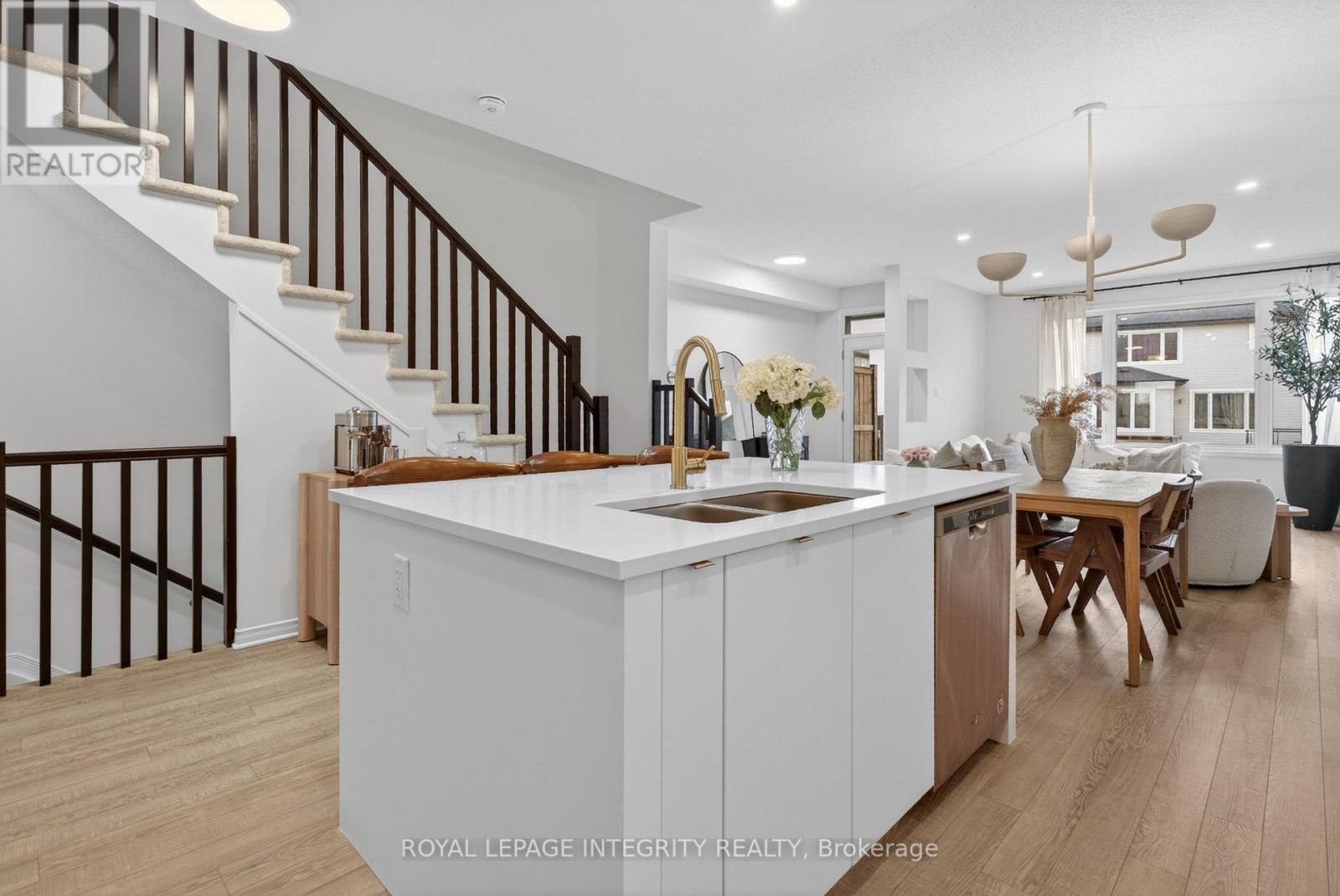 3 Bed, 3 Bath House for Sale in Ottawa – 357 COPE DRIVE, Ottawa – MLS# X13249932 - Image 9