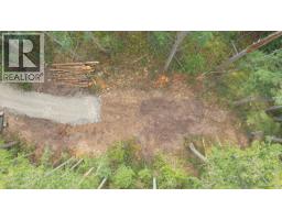 2 Churchill Road, Salt Spring Island, BC V8K2R3 Photo 13